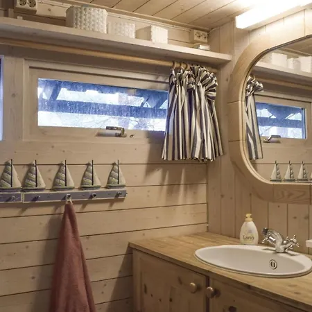 度假居 Four-bedroom In