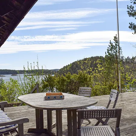 4 Bedroom Beautiful Home In Tvedestrand Casa de Férias *